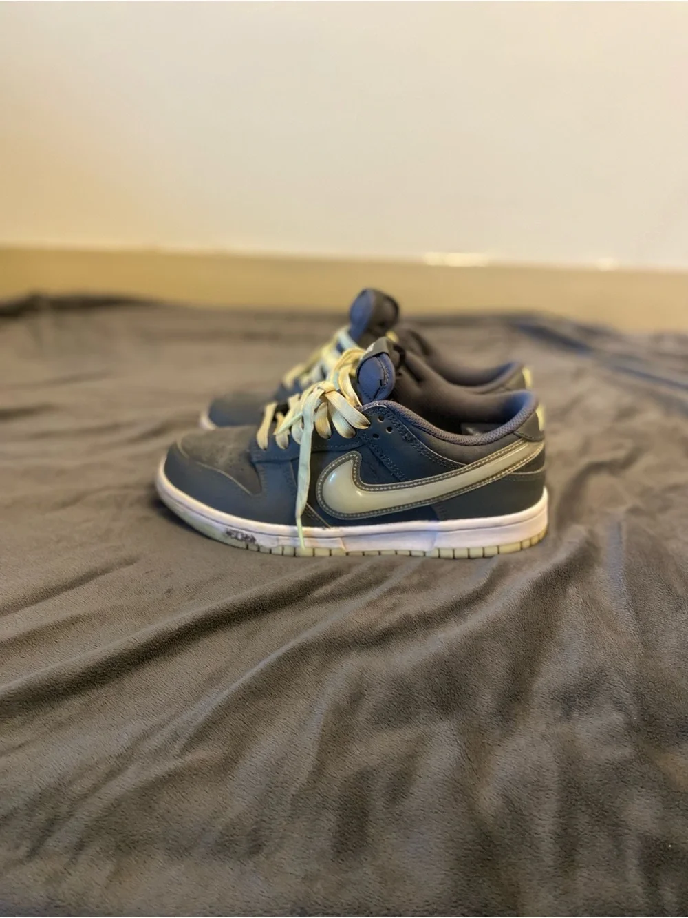 Nike Kids Low-Top Sneakers in Iron Grey and Cool Lime